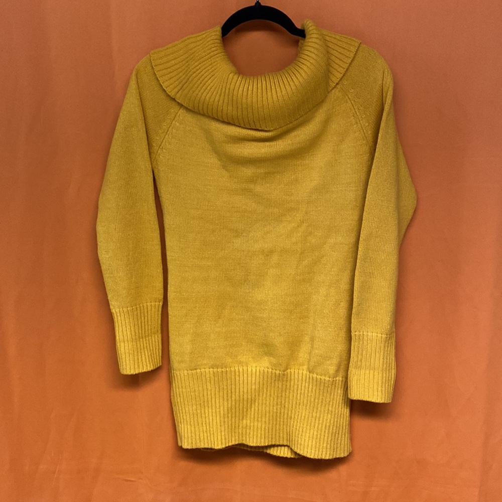 Sweater - Picture 2 of 2